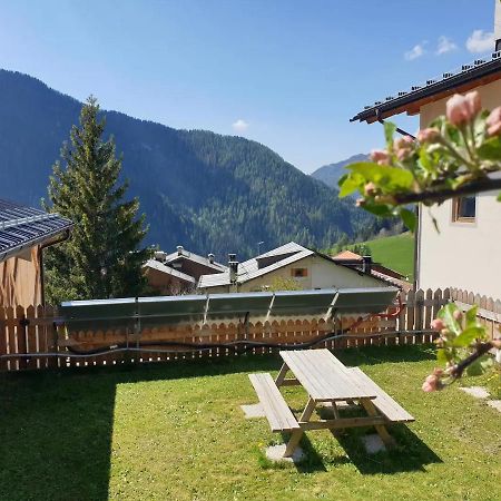 App Col Di Lana - Agriturismo La Majon Da Col Colle Santa Lucia Ngoại thất bức ảnh